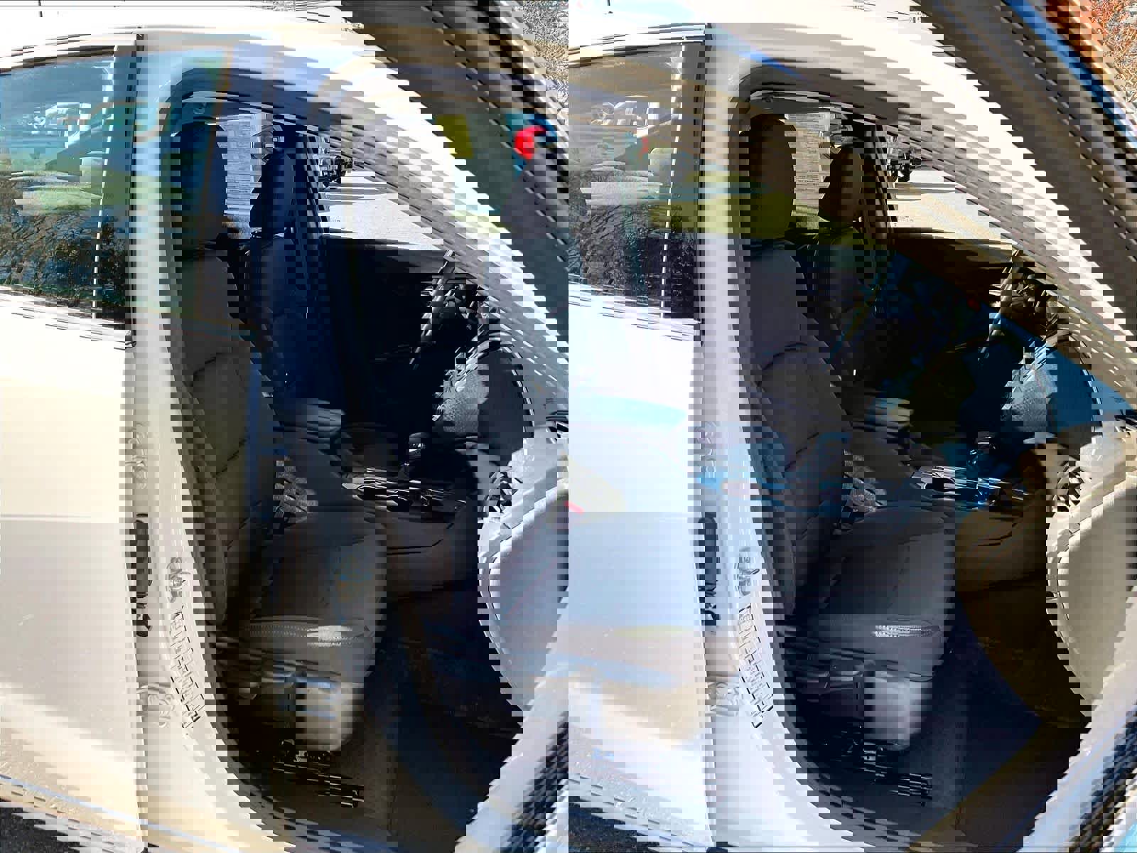 Used 2024 Chevrolet Malibu LT image 11