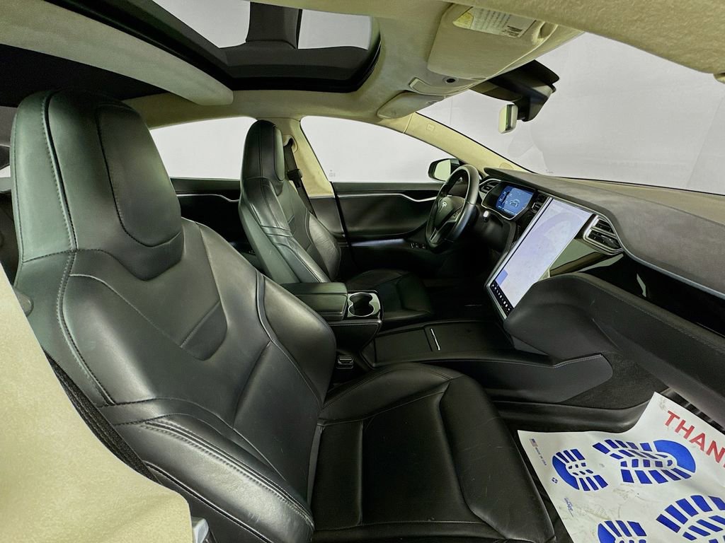 Used 2016 Tesla Model S 70 image 28
