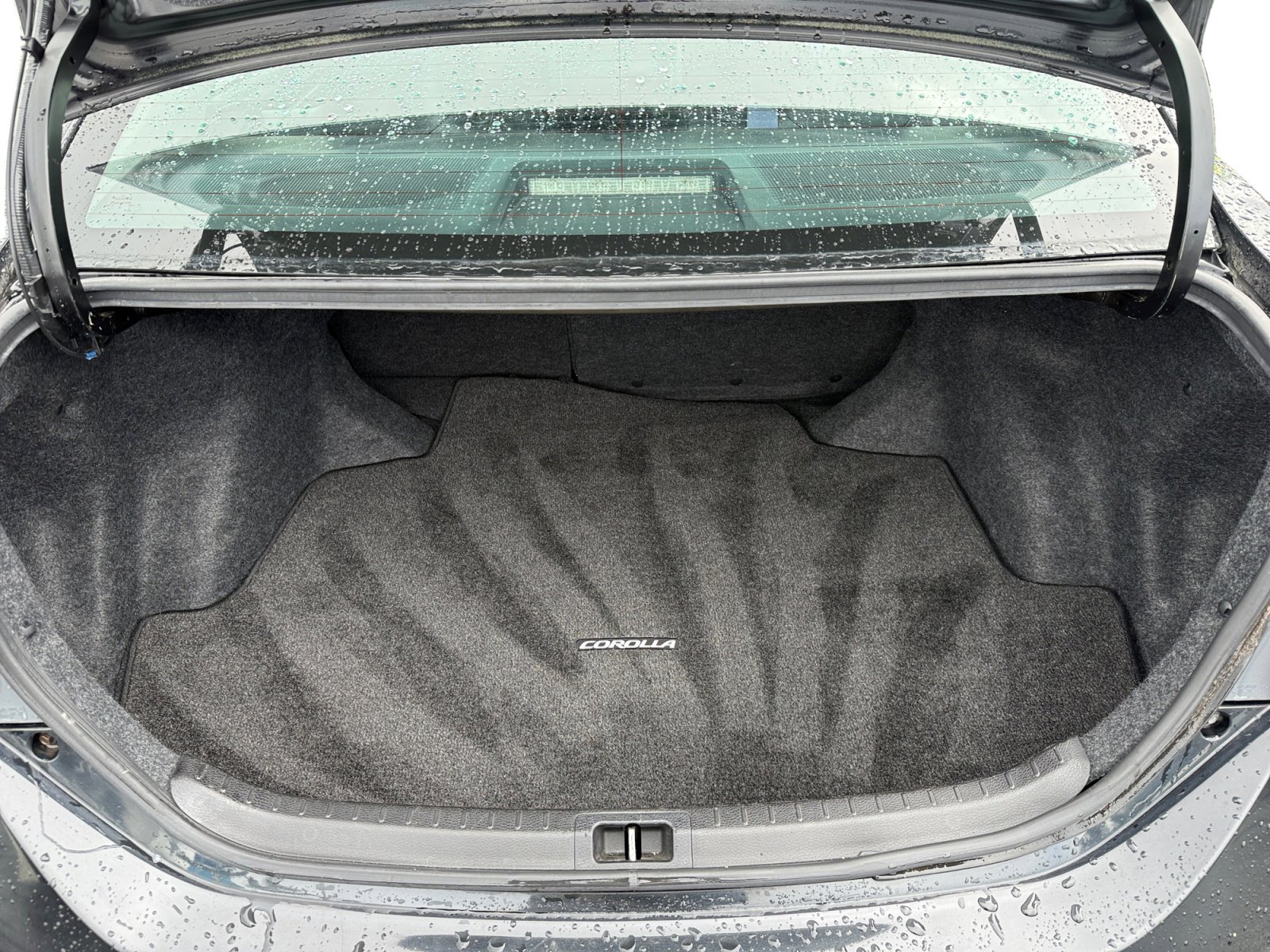 Used 2014 Toyota Corolla S FWD image 17