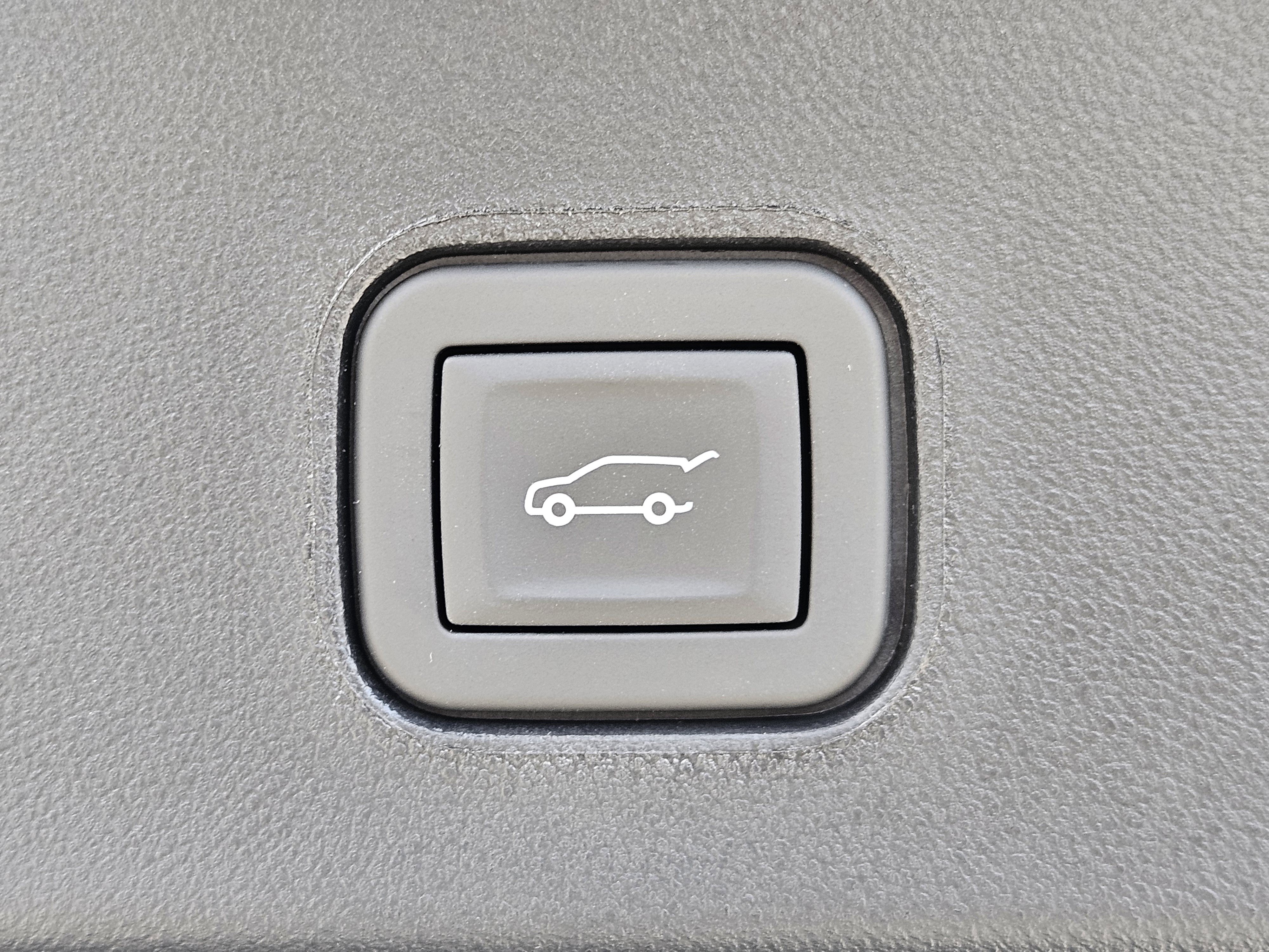 New 2025 Cadillac Lyriq Sport image 13