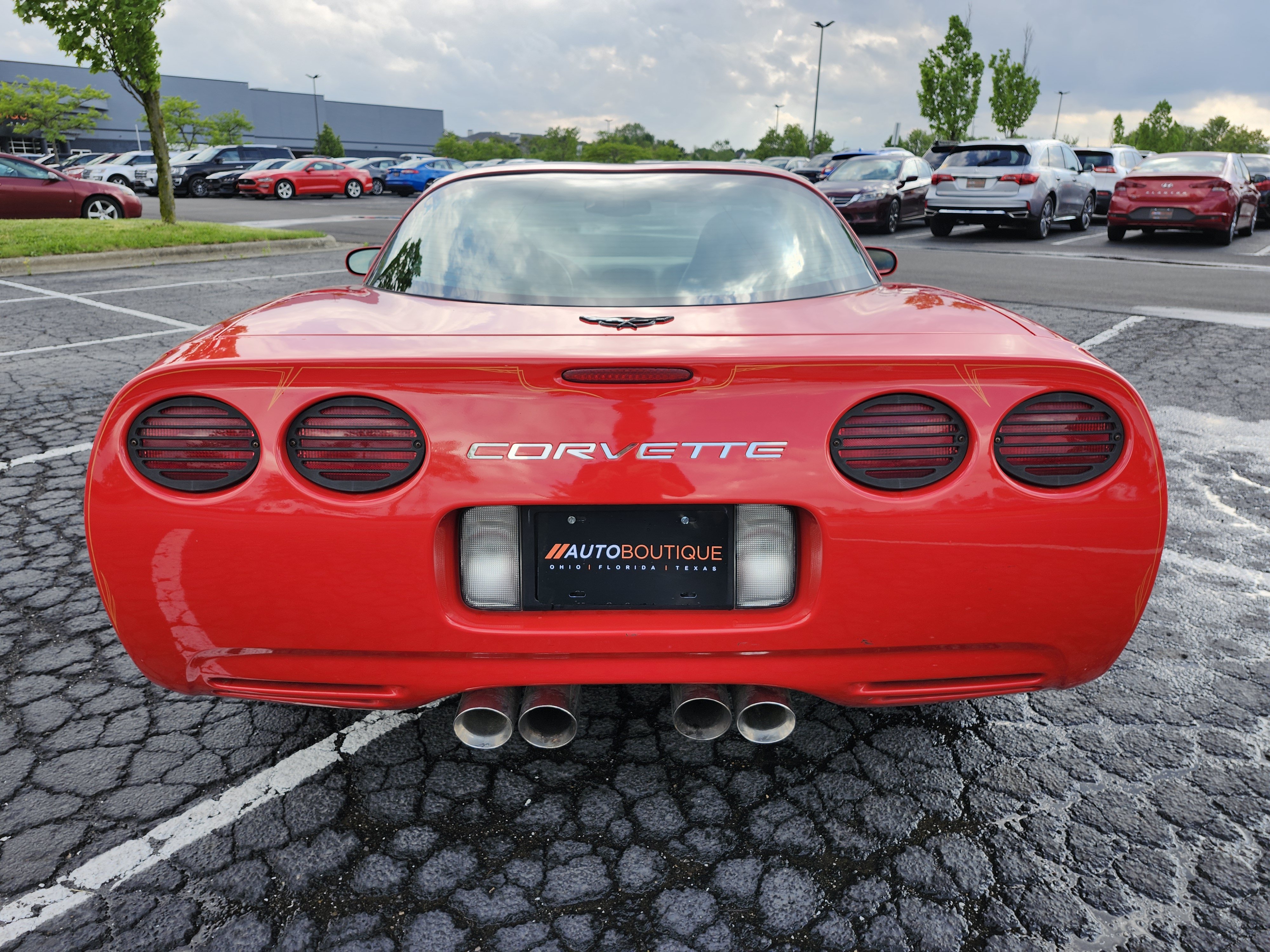 Used 2000 Chevrolet Corvette Coupe w/ Performance Handling Pkg RWD image 15