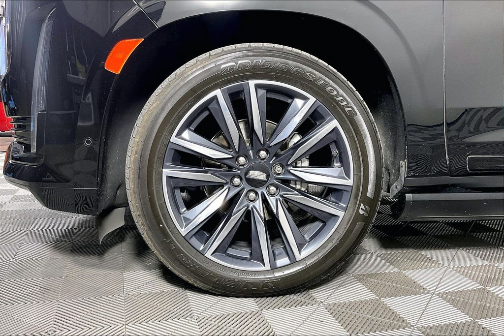 Used 2022 Cadillac Escalade Sport w/ Touring Package AWD/4WD image 10