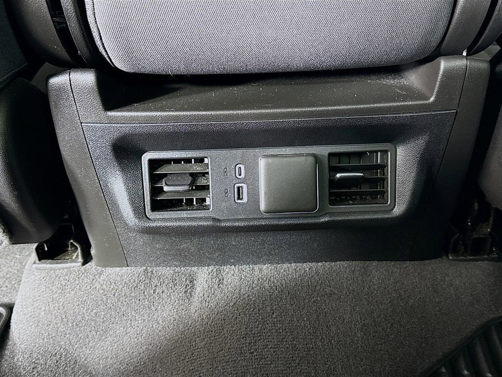 Used 2023 Chevrolet Silverado 1500 RST image 25