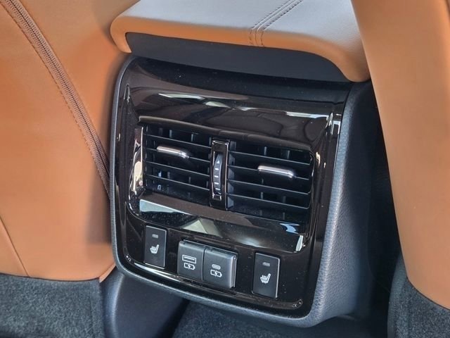 Used 2021 Toyota Avalon Limited w/ Advanced Safety Package AWD/4WD image 30