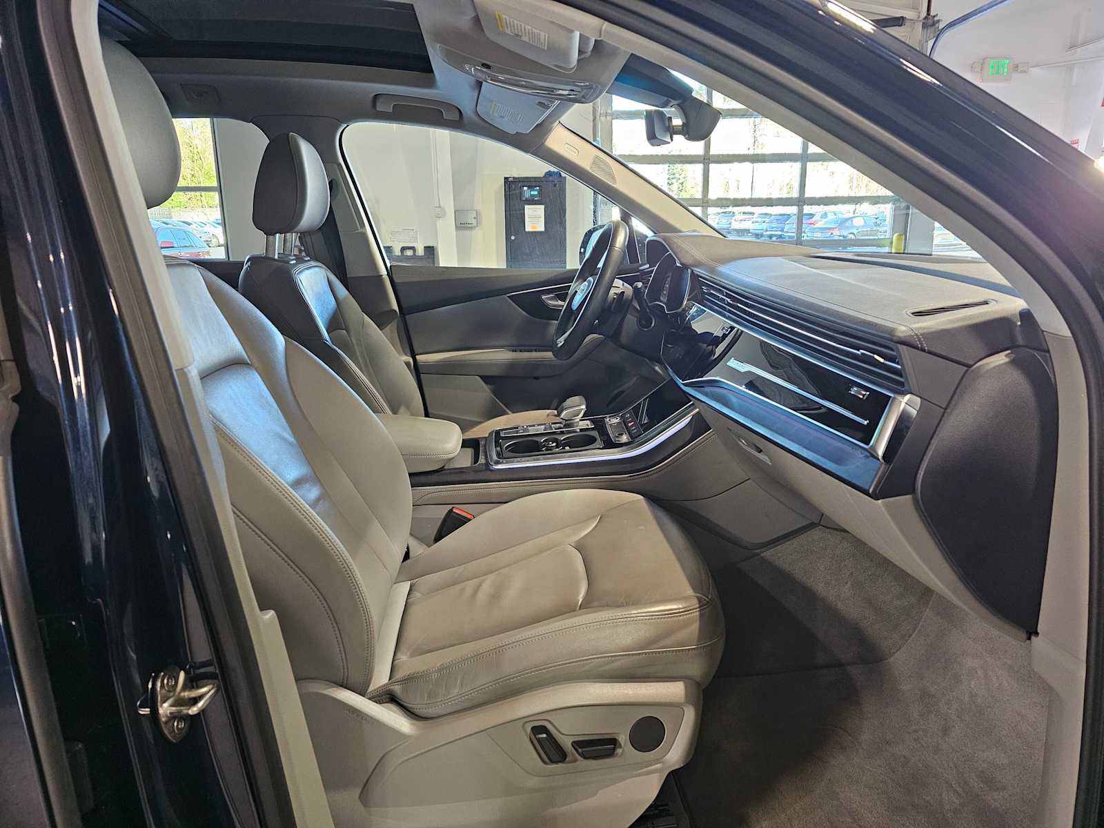 Used 2023 Audi Q7 2.0T Premium Plus w/ Premium Plus Package image 10