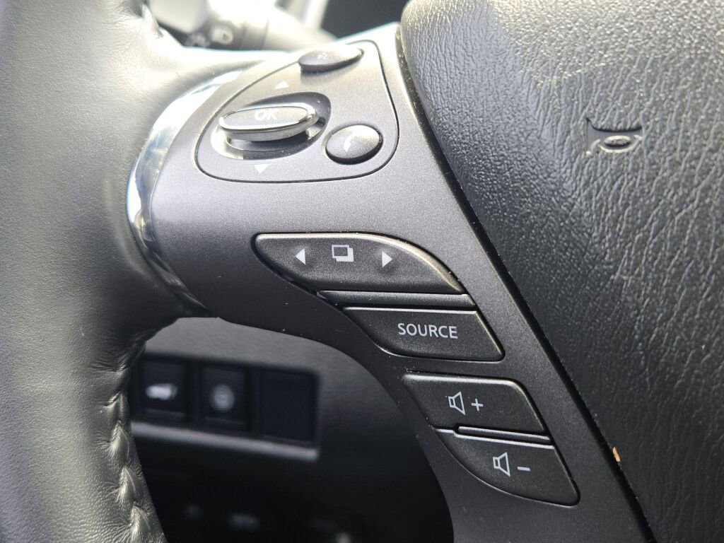 Used 2022 Nissan Murano Platinum w/ Cargo Package image 28