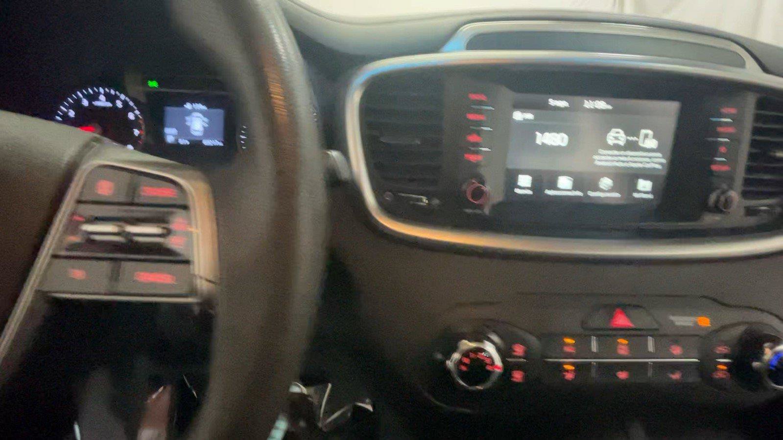 Used 2019 Kia Sorento AWD image 37