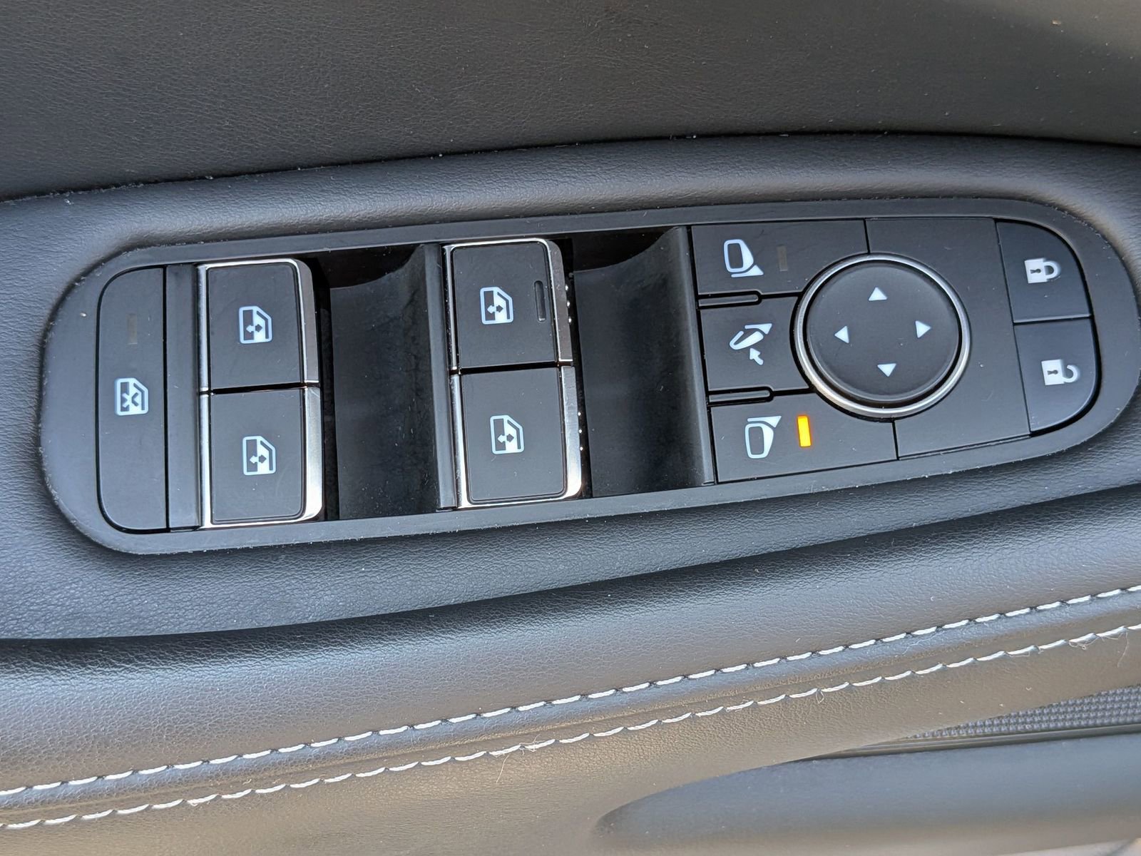 Used 2023 INFINITI QX60 Luxe image 14