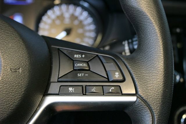 Used 2020 Nissan Rogue SV AWD/4WD image 16