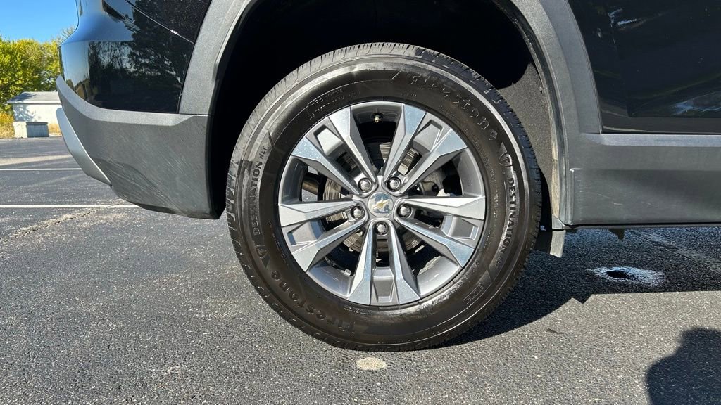 Used 2025 Chevrolet Equinox LT image 30