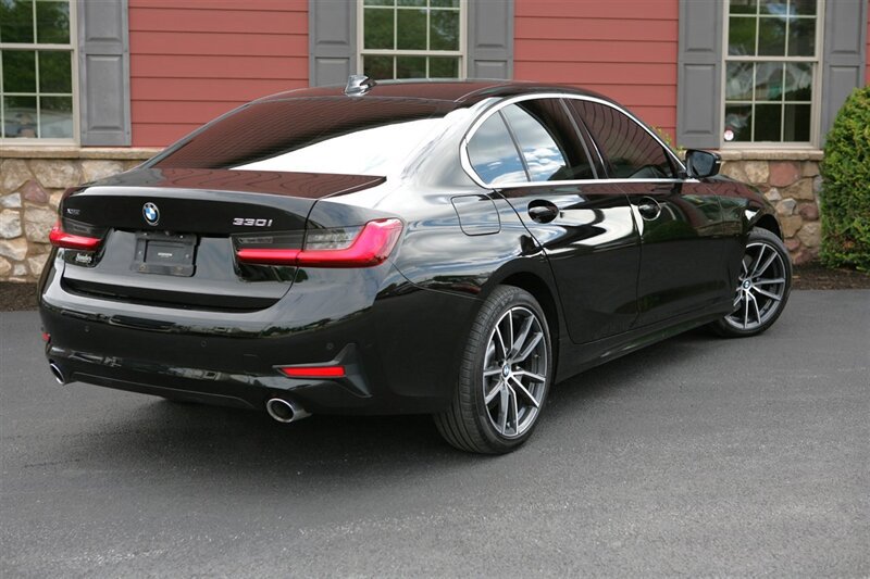 Used 2020 BMW 330i xDrive Sedan w/ Driving Assistance Package AWD/4WD image 5