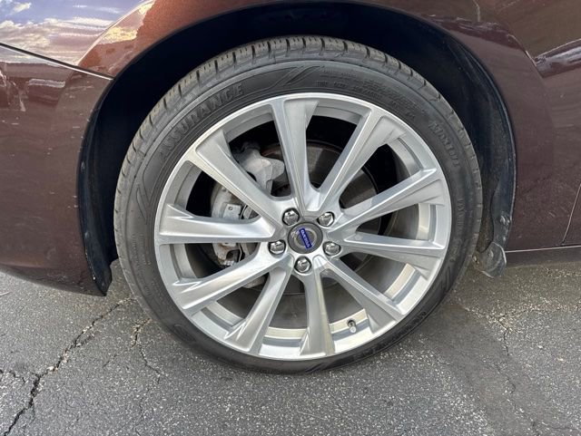 Used 2017 Volvo S60 T5 Inscription Platinum w/ Climate Package AWD/4WD image 9