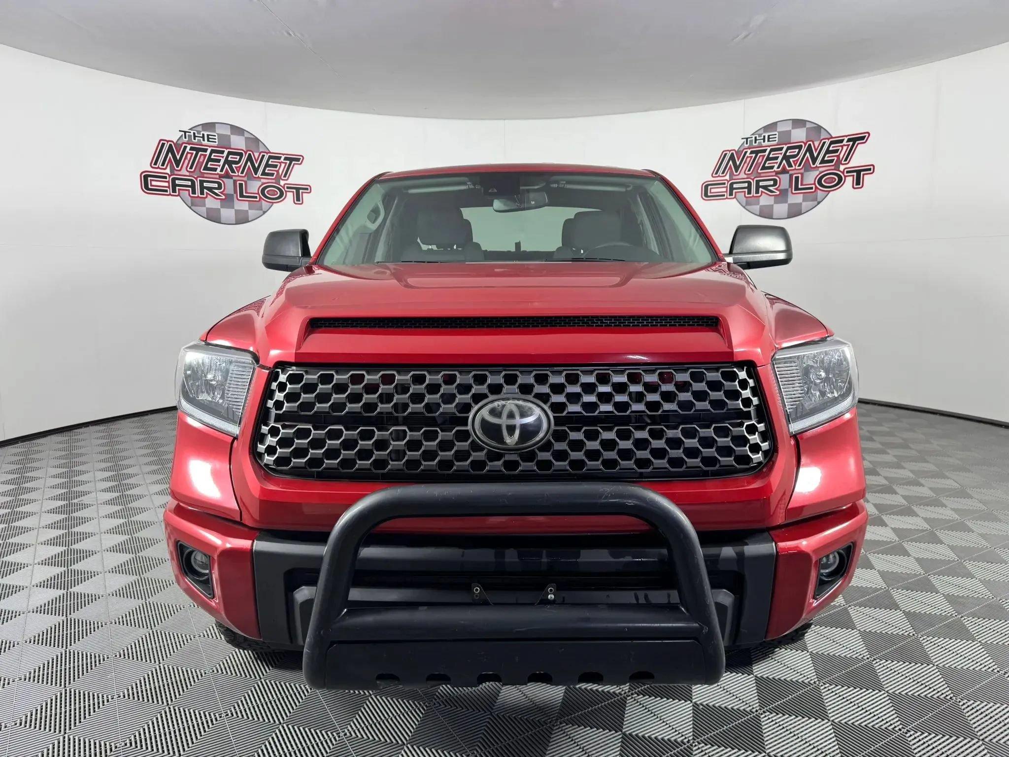 Used 2021 Toyota Tundra SR5 w/ SX Package AWD/4WD image 2