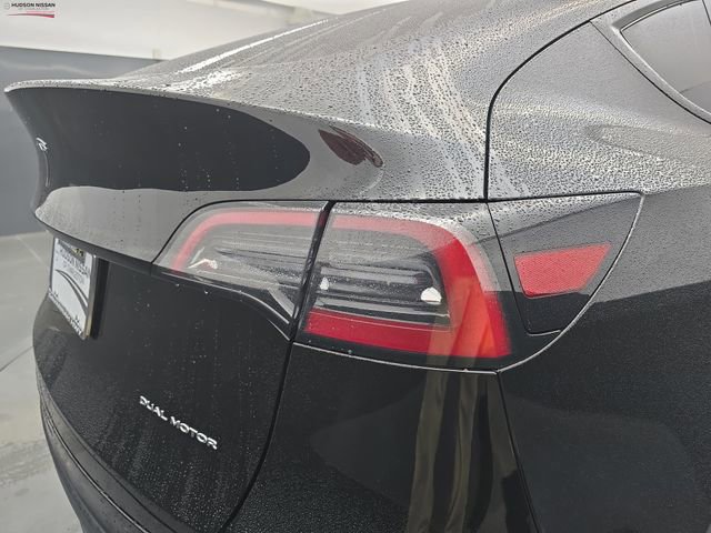 Used 2025 Tesla Model Y Long Range image 19