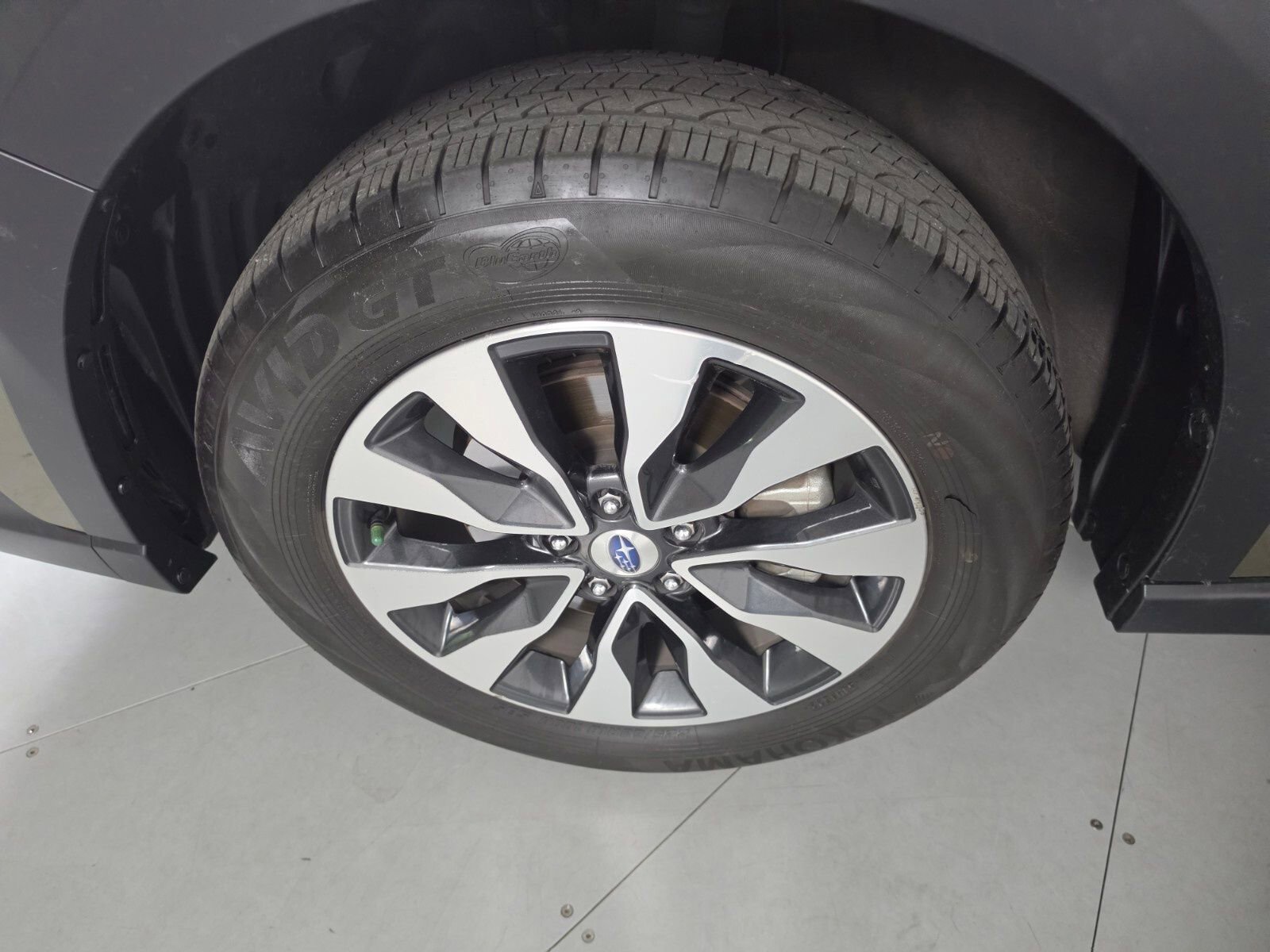 Certified 2023 Subaru Outback Limited image 9