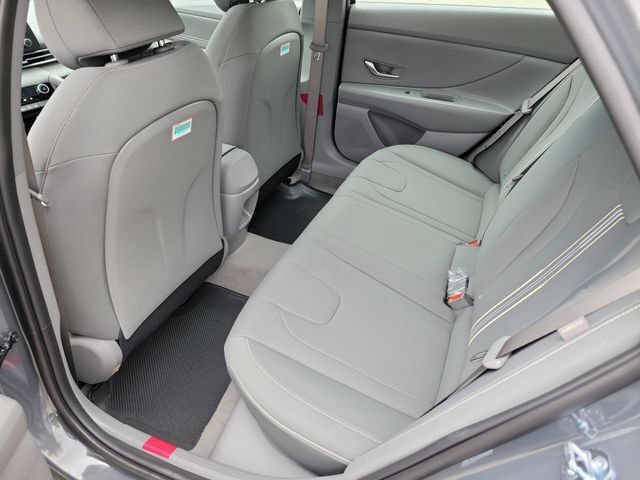 New 2026 Hyundai Elantra SEL Sport FWD image 24