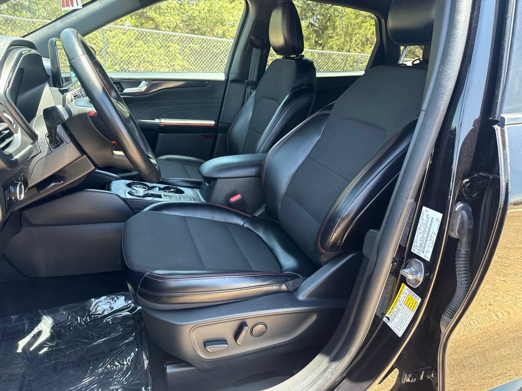 Used 2024 Ford Escape ST-Line FWD image 13