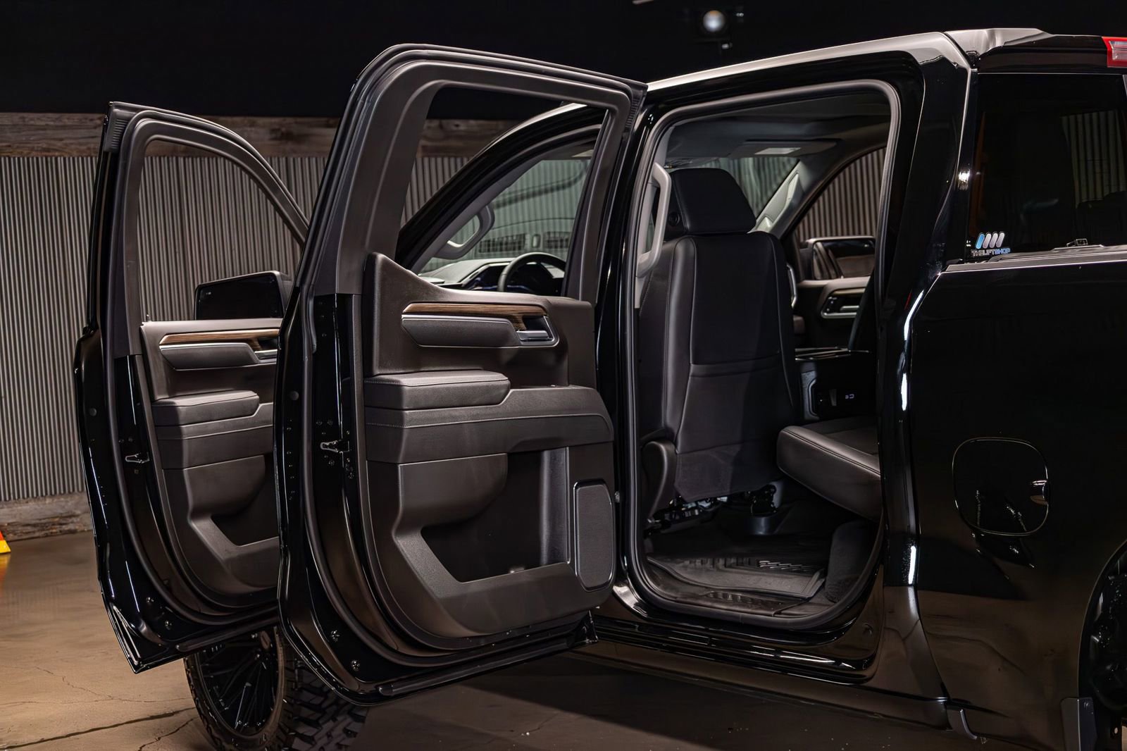 Used 2026 Chevrolet Silverado 1500 LT Trail Boss w/ Safety Package image 29