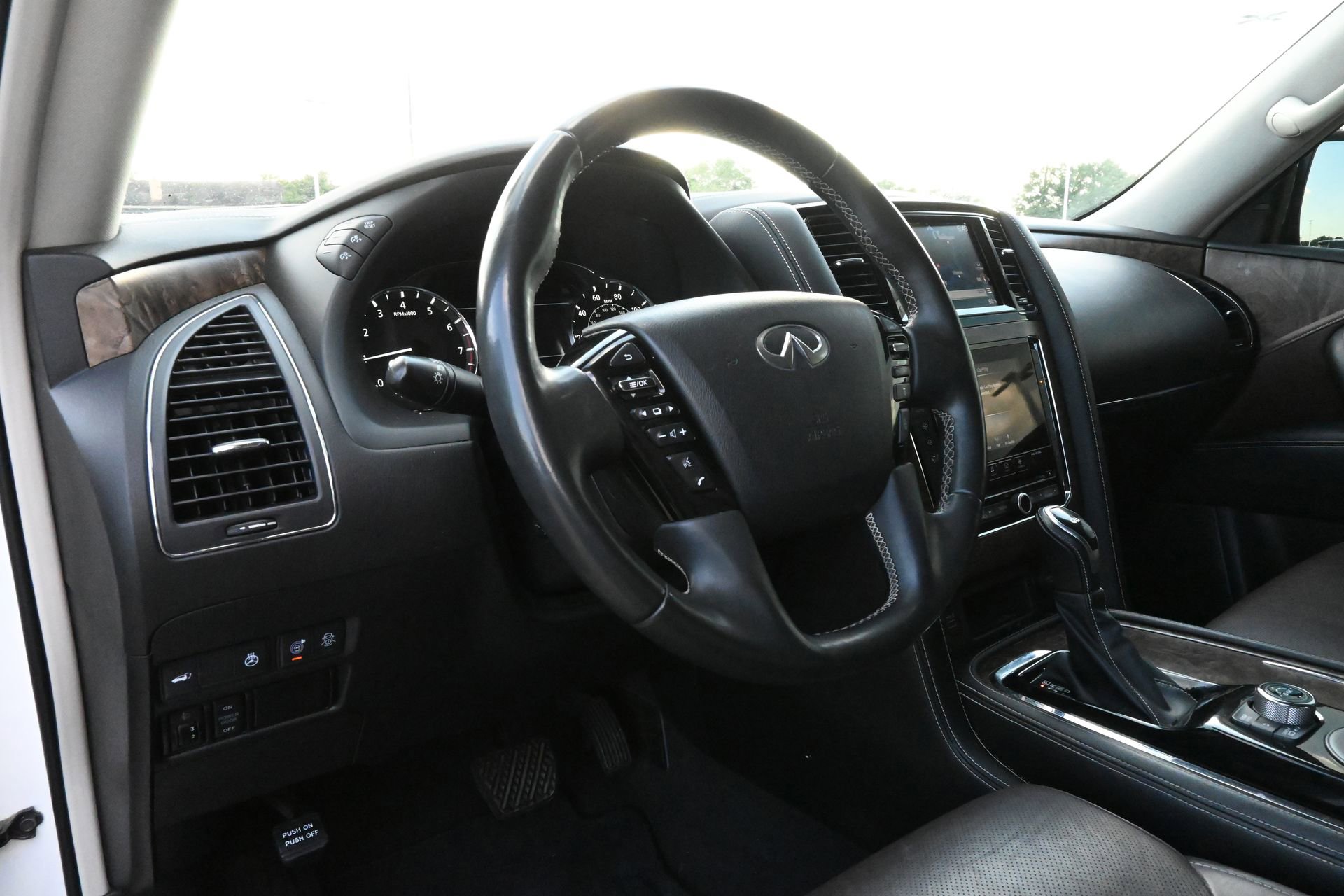 Used 2021 INFINITI QX80 Premium Select w/ Cargo Package RWD image 14