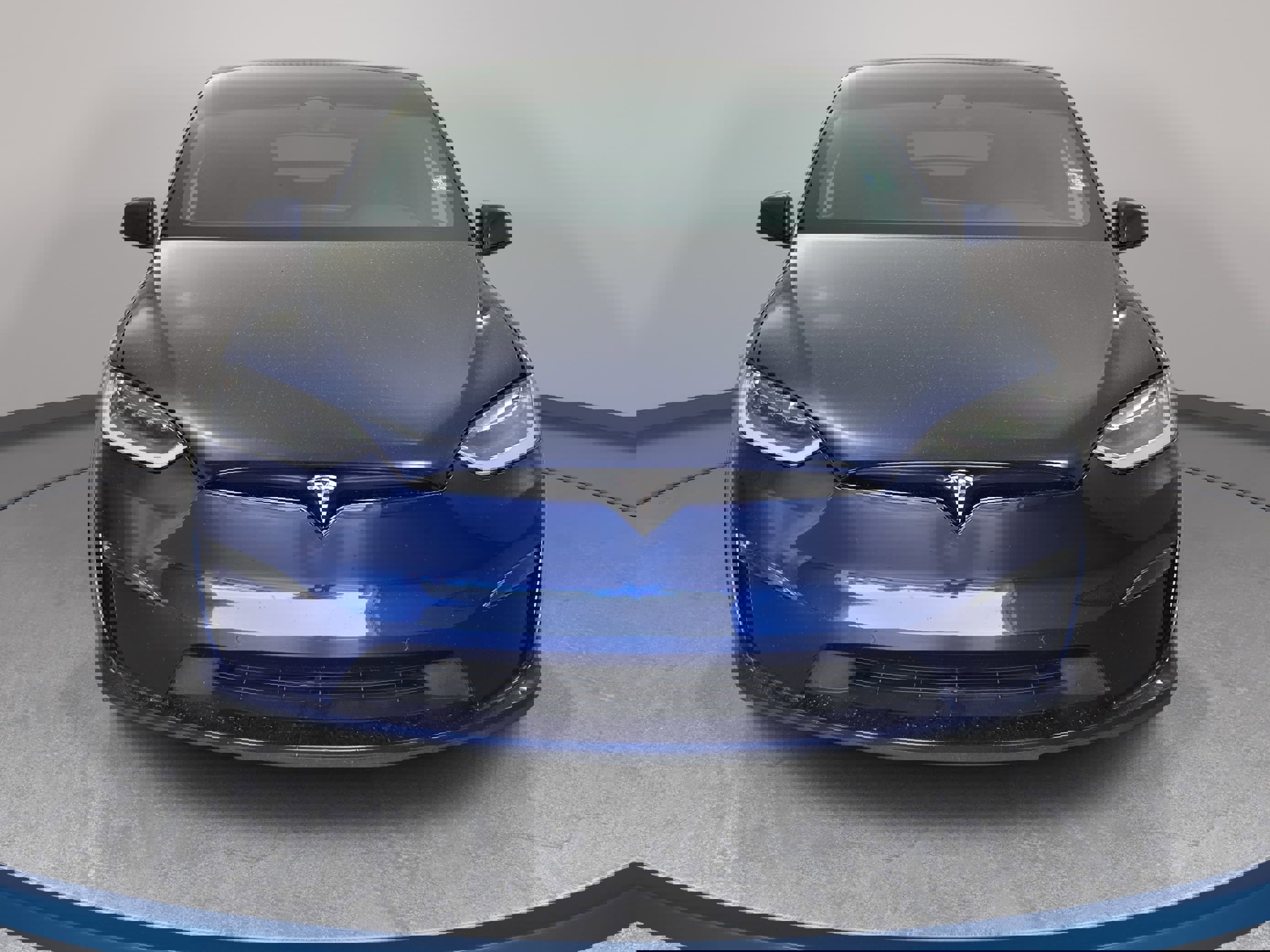 Used 2023 Tesla Model X Plaid image 2