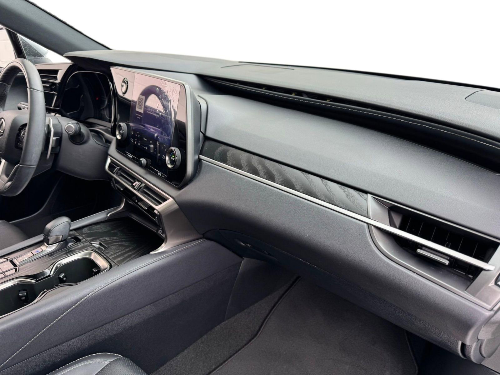 Used 2023 Lexus RX 350 Premium w/ Accessory Package (Z1) AWD/4WD image 10