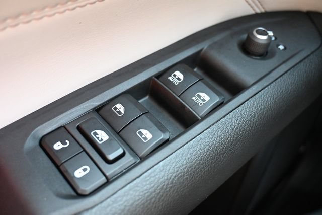 Used 2024 Jeep Compass Limited AWD/4WD image 39