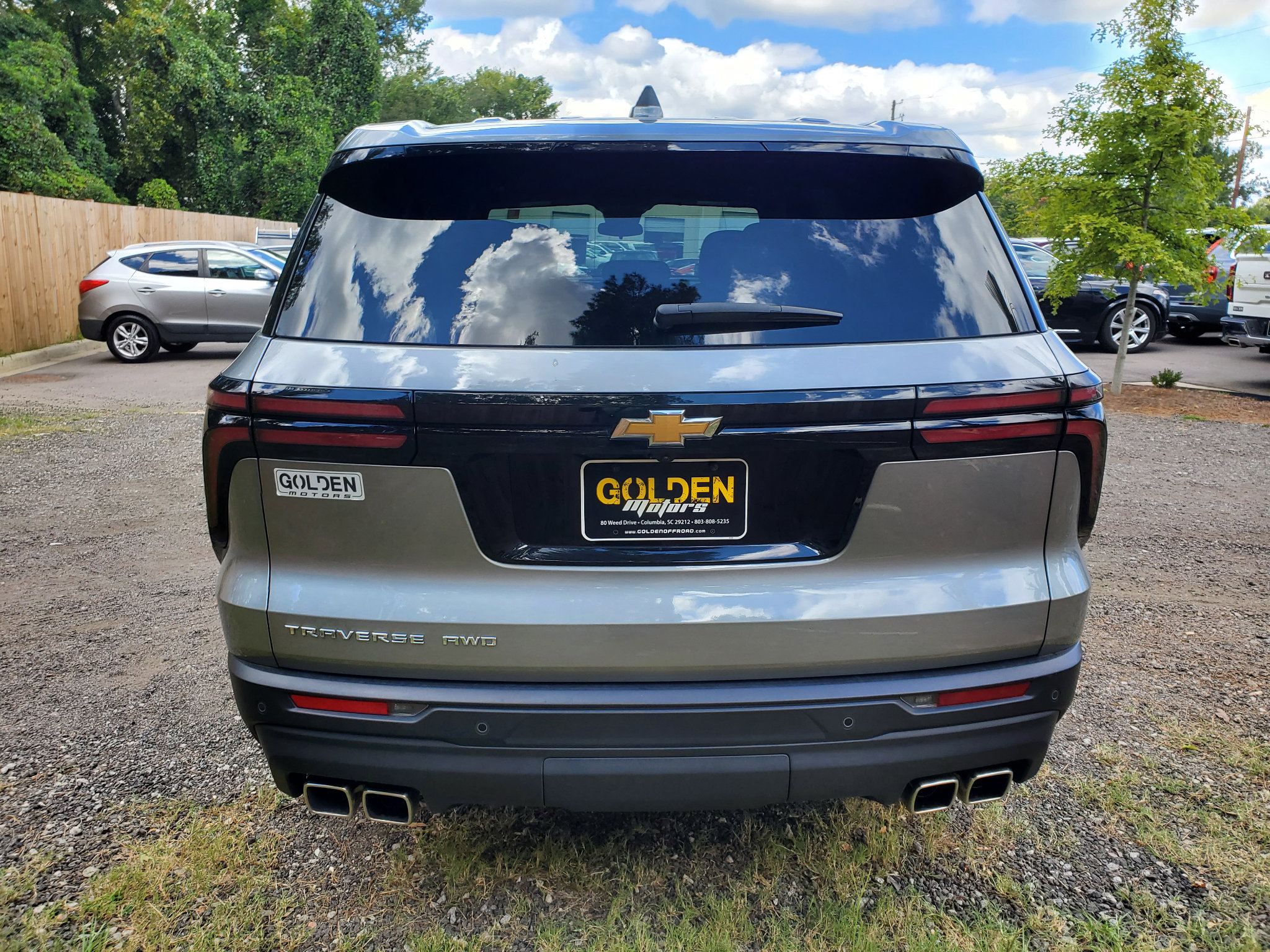 Used 2024 Chevrolet Traverse LS image 6