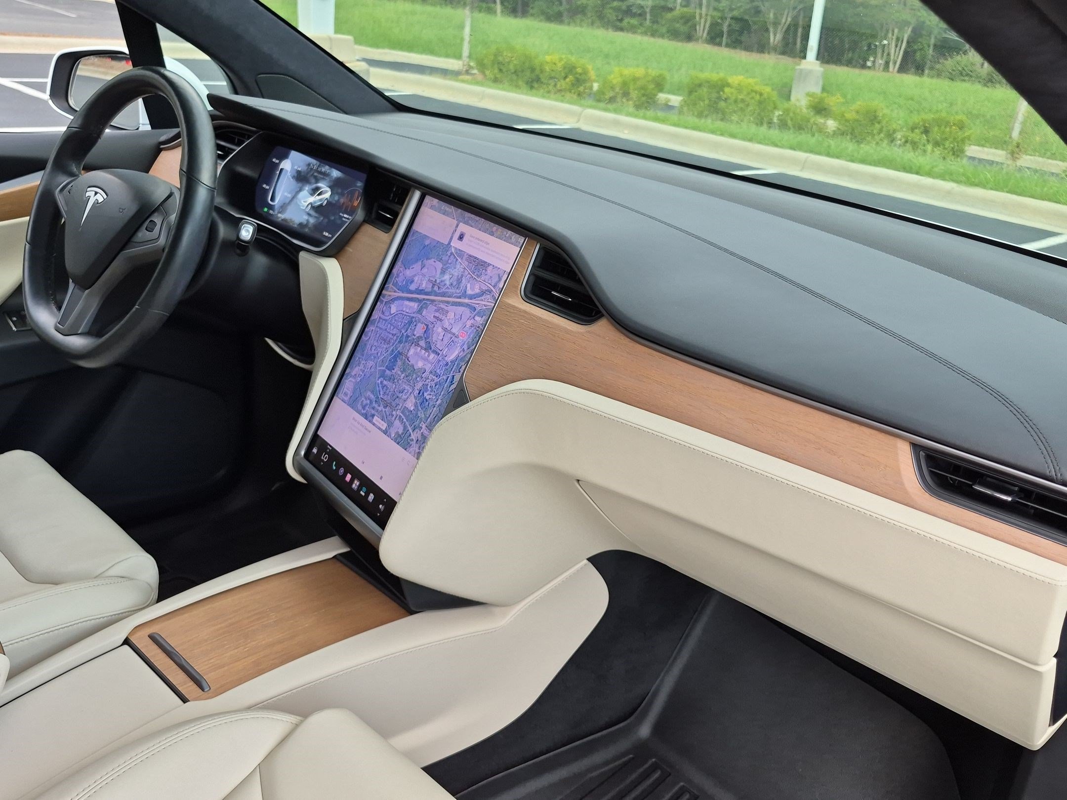 Used 2020 Tesla Model X Long Range AWD/4WD image 33
