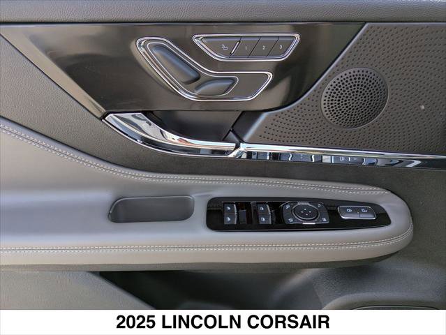 New 2025 Lincoln Corsair Premiere w/ Equipment Group 101A image 8