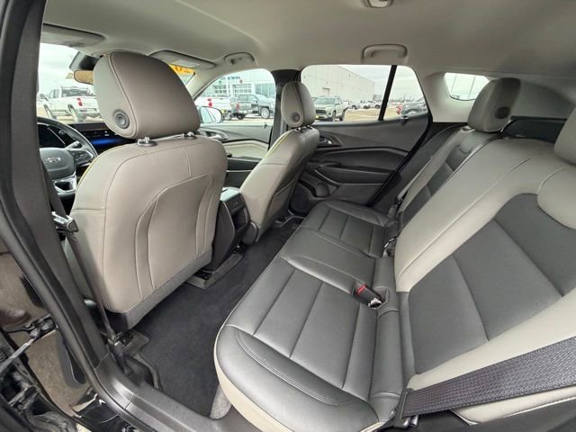 Used 2025 Chevrolet Trax ACTIV image 20