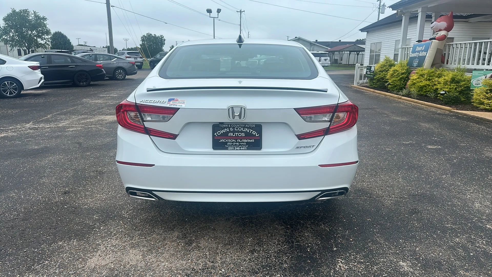 Used 2022 Honda Accord Sport image 6