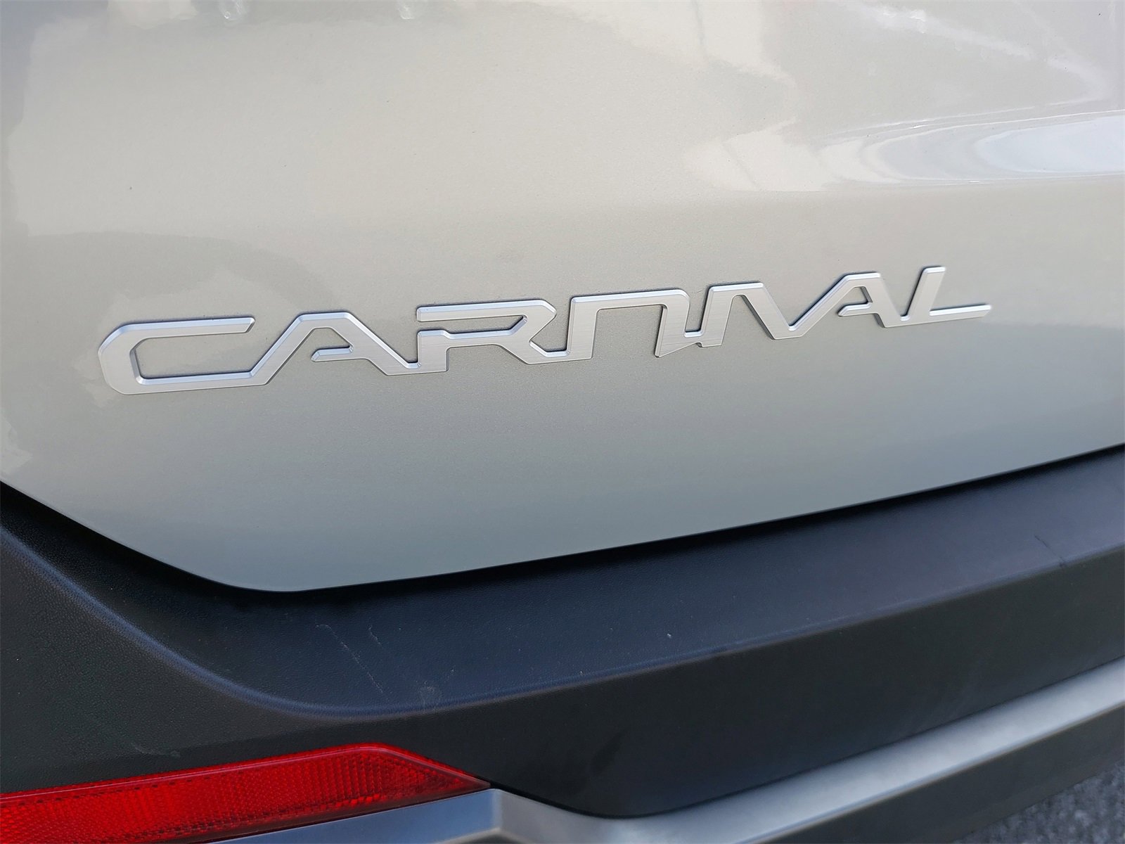 Certified 2025 Kia Carnival SX Prestige image 45