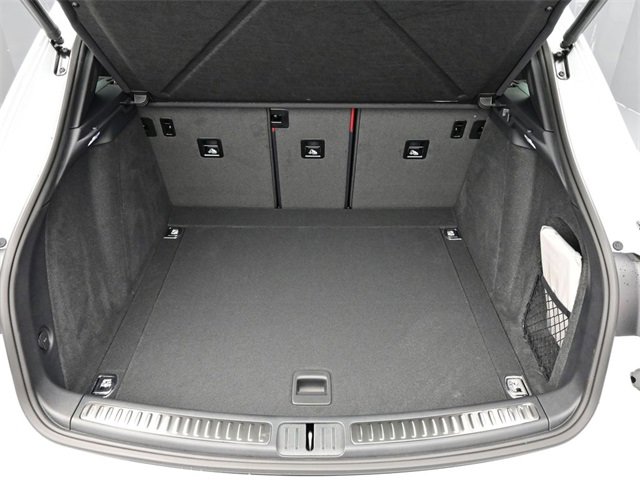 New 2026 Porsche Macan image 17