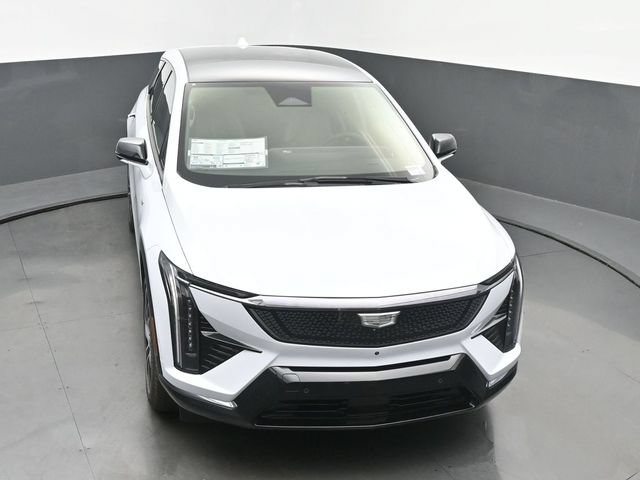 New 2026 Cadillac Optiq Sport 1 w/ LPO, Floor Liner Package AWD/4WD image 46