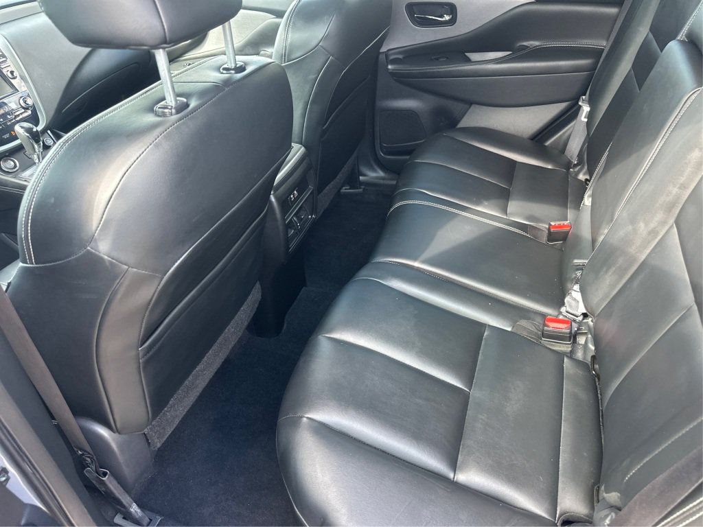 Used 2022 Nissan Murano SV w/ SV Midnight Edition Package FWD image 12