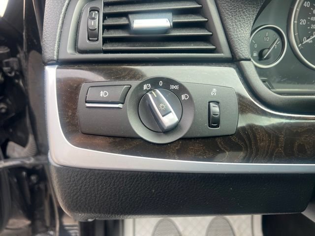 Used 2012 BMW 535i xDrive Sedan AWD/4WD image 21