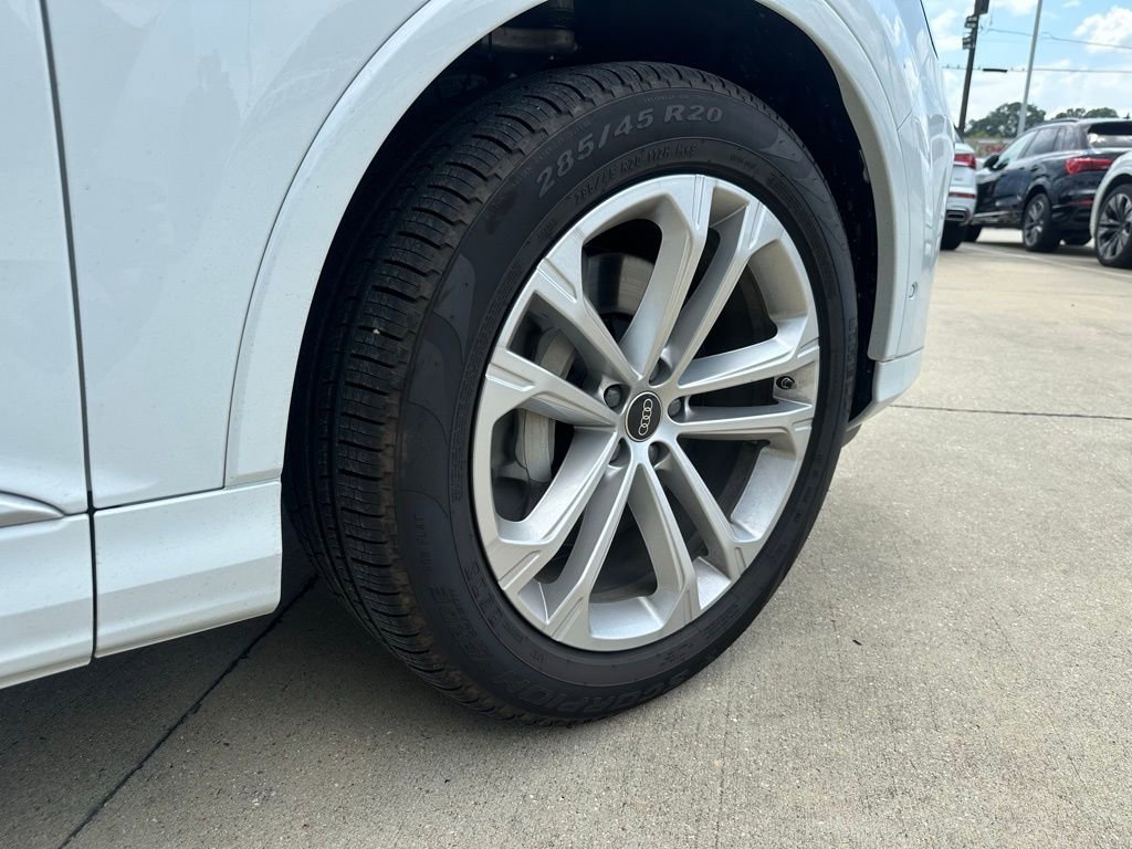 Used 2025 Audi Q7 3.0T Prestige image 35