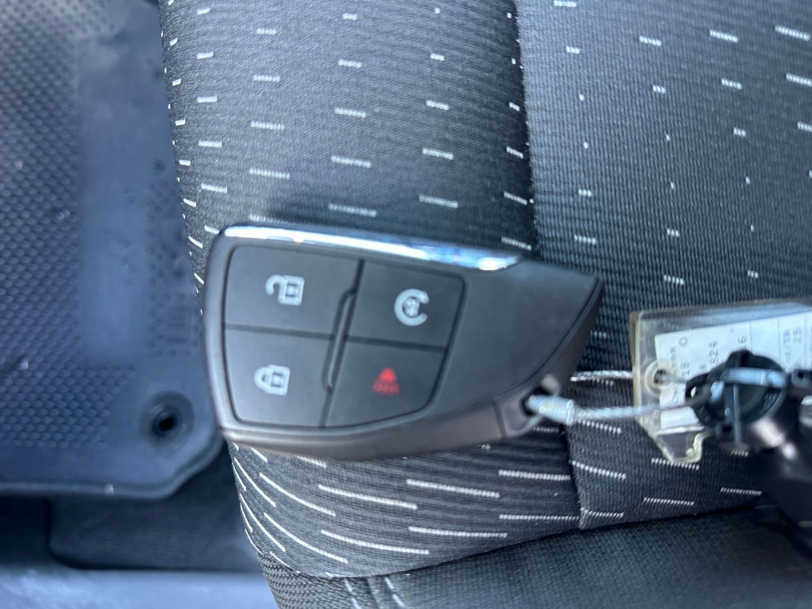 Used 2025 Chevrolet Equinox LT image 22