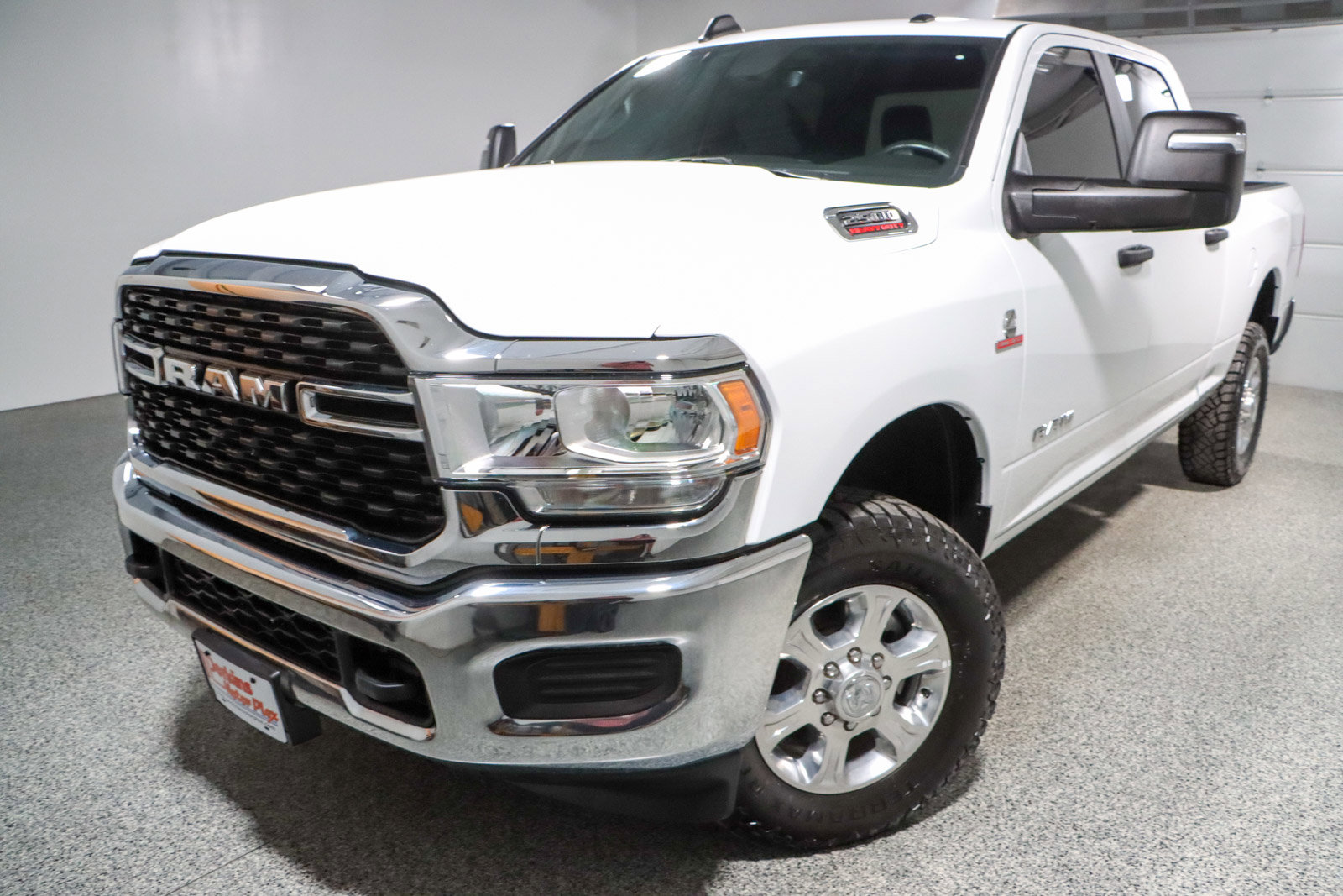 Used 2023 RAM 2500 Big Horn w/ Cold Weather Group image 32