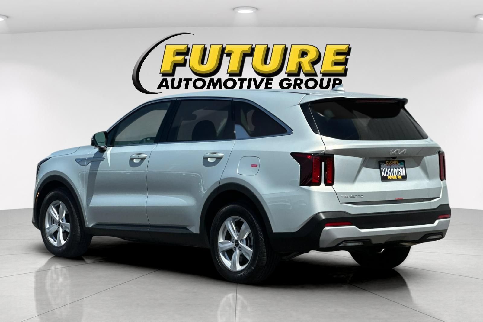 Certified 2026 Kia Sorento LX FWD image 6