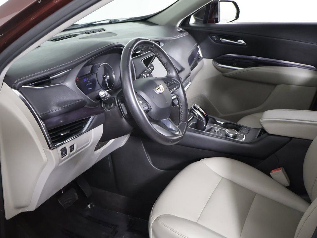 Used 2023 Cadillac XT4 Luxury image 20