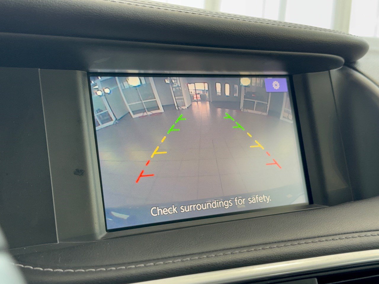 Used 2018 INFINITI QX30 FWD image 24
