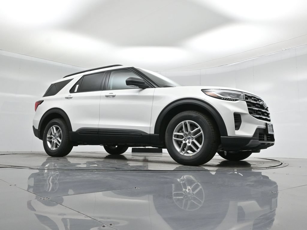 New 2026 Ford Explorer Active AWD/4WD image 3
