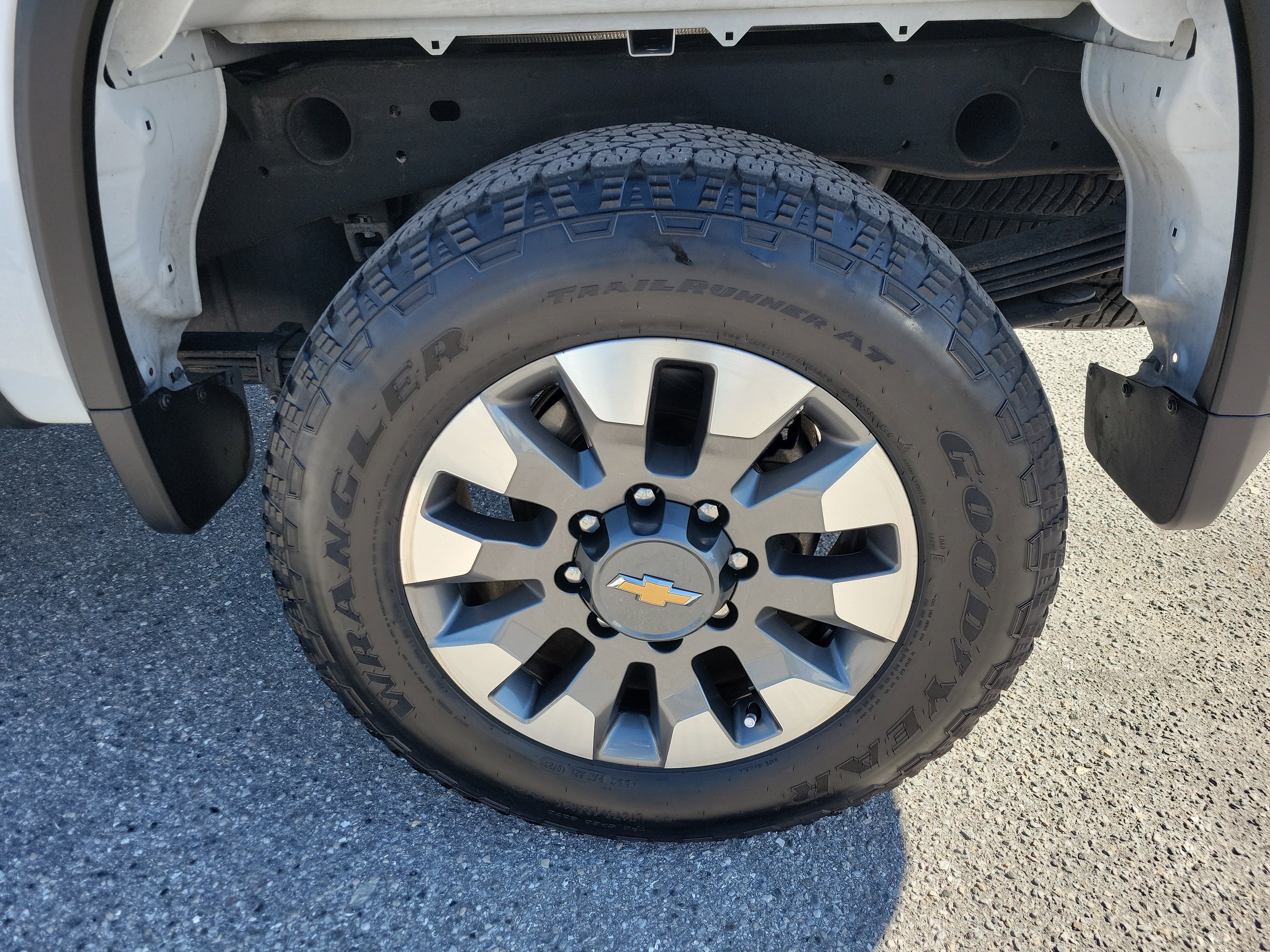 Certified 2024 Chevrolet Silverado 2500 Custom w/ Custom Convenience Package image 31