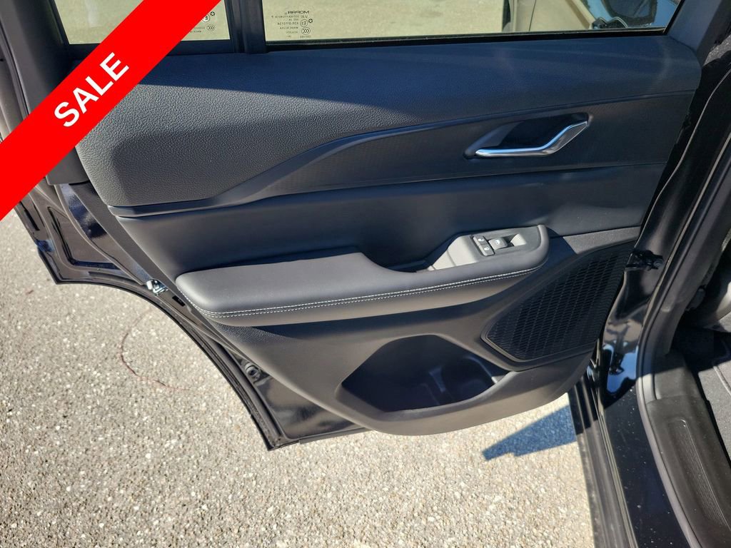 New 2025 Jeep Grand Cherokee Laredo w/ Luxury Tech Group I image 42