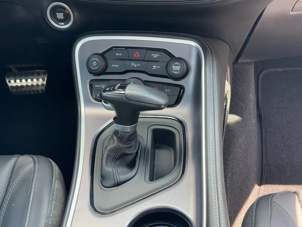 Used 2020 Dodge Challenger SXT w/ Plus Package image 15