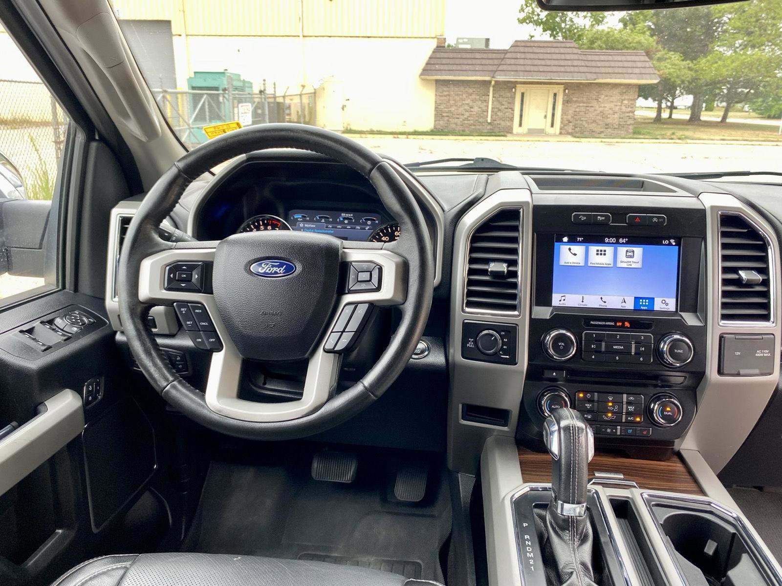 Used 2017 Ford F150 Lariat image 10