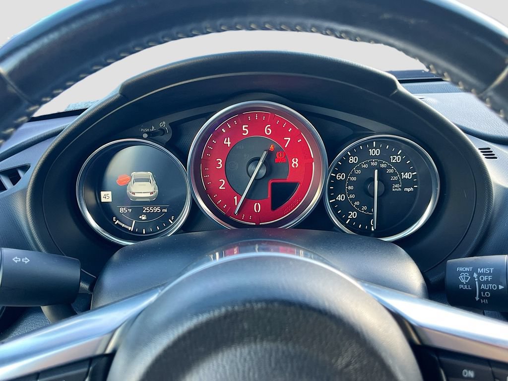 Used 2022 MAZDA MX-5 Miata RF Grand Touring RWD image 12