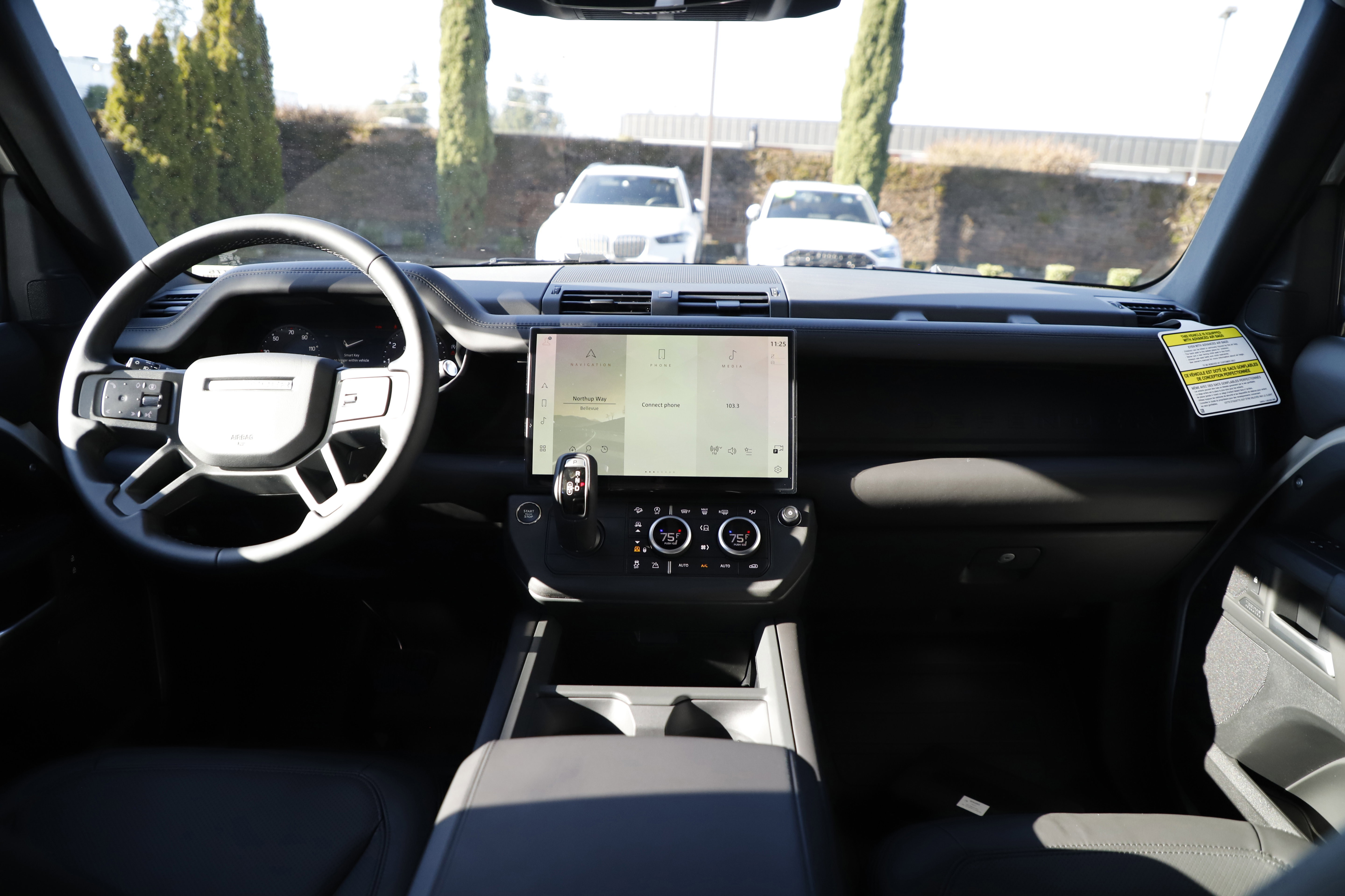 New 2026 Land Rover Defender 110 X-Dynamic SE image 19