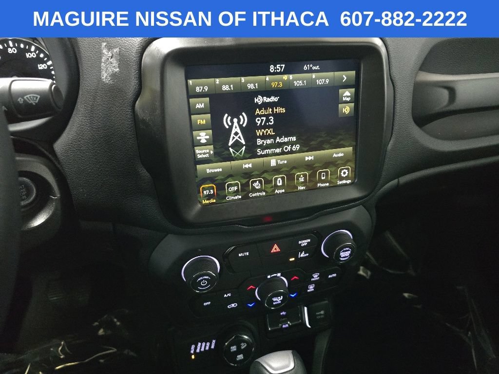 Used 2023 Jeep Renegade Trailhawk w/ Trailhawk Elite Group AWD/4WD image 25